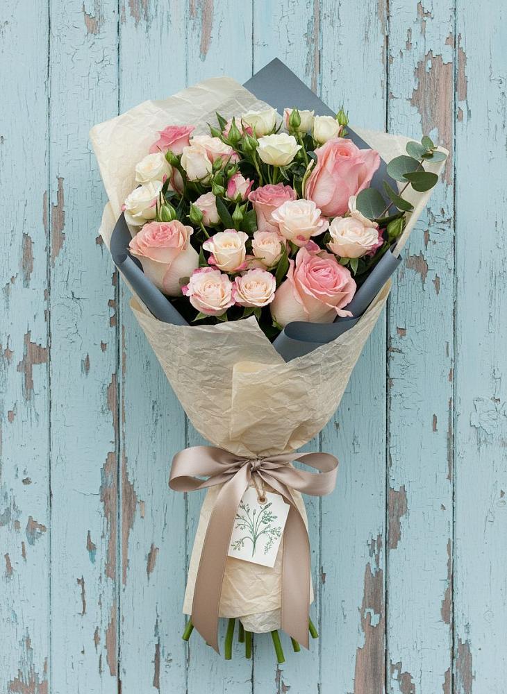 Букет цветов из: Розы в Большой Джалге