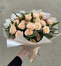 Букет Кремовые розы Латте в Большой Джалге