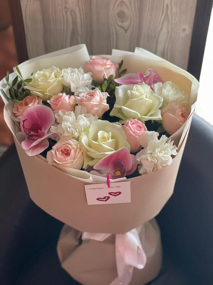 Букет цветов из: Орхидеи, Розы и Гвоздики в Большой Джалге