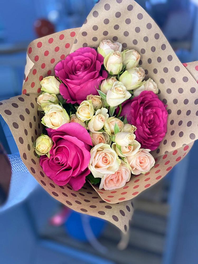 Букет цветов из: Розы в Большой Джалге