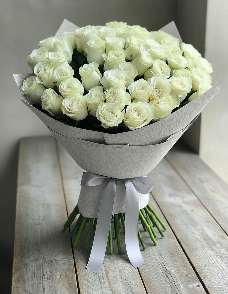 Букет 35 Белых роз в Большой Джалге