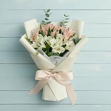 Букет цветов из:  Альстромерии #REPLACE_PRED# Большой Джалге