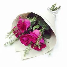 Букет цветов из:  Розы в Большой Джалге