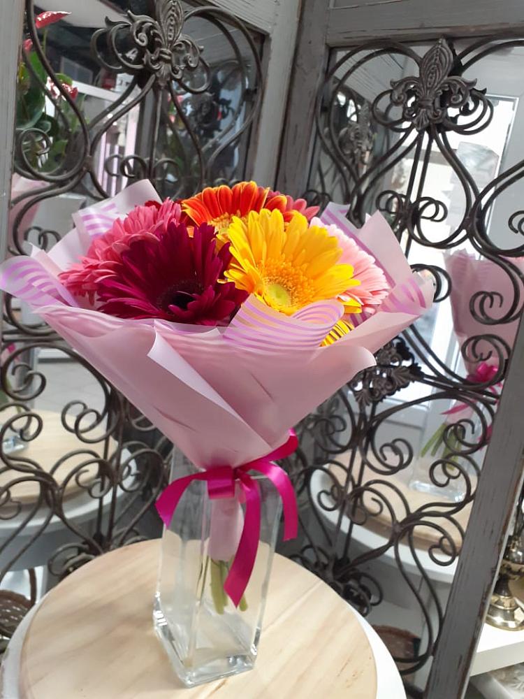 Букет цветов из: Герберы в Большой Джалге