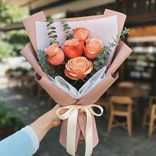 Букет цветов из:  Розы #REPLACE_PRED# Большой Джалге