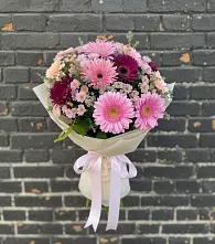 Букет цветов из:  Герберы и Хризантемы в Большой Джалге