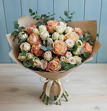 Букет цветов из:  Альстромерии и Розы в Большой Джалге